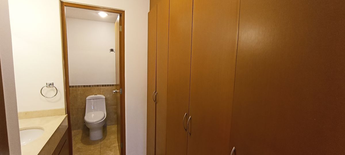 renta-departamento-de-doble-altura-con-family-room-en-cuajimalpa13-38083