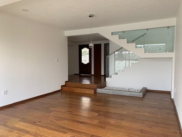 renta-hermosa-casa-recin-actualizada-residencial-chiluca16-17898