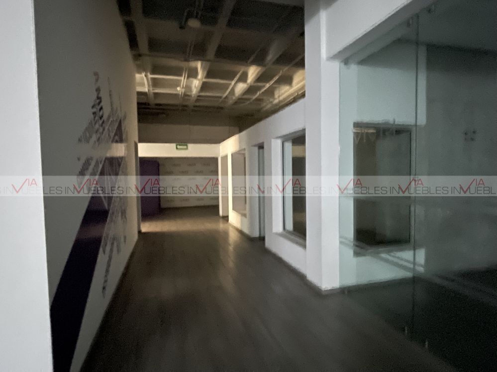 renta-local-comercial-micropolis-en-monterrey7-35782