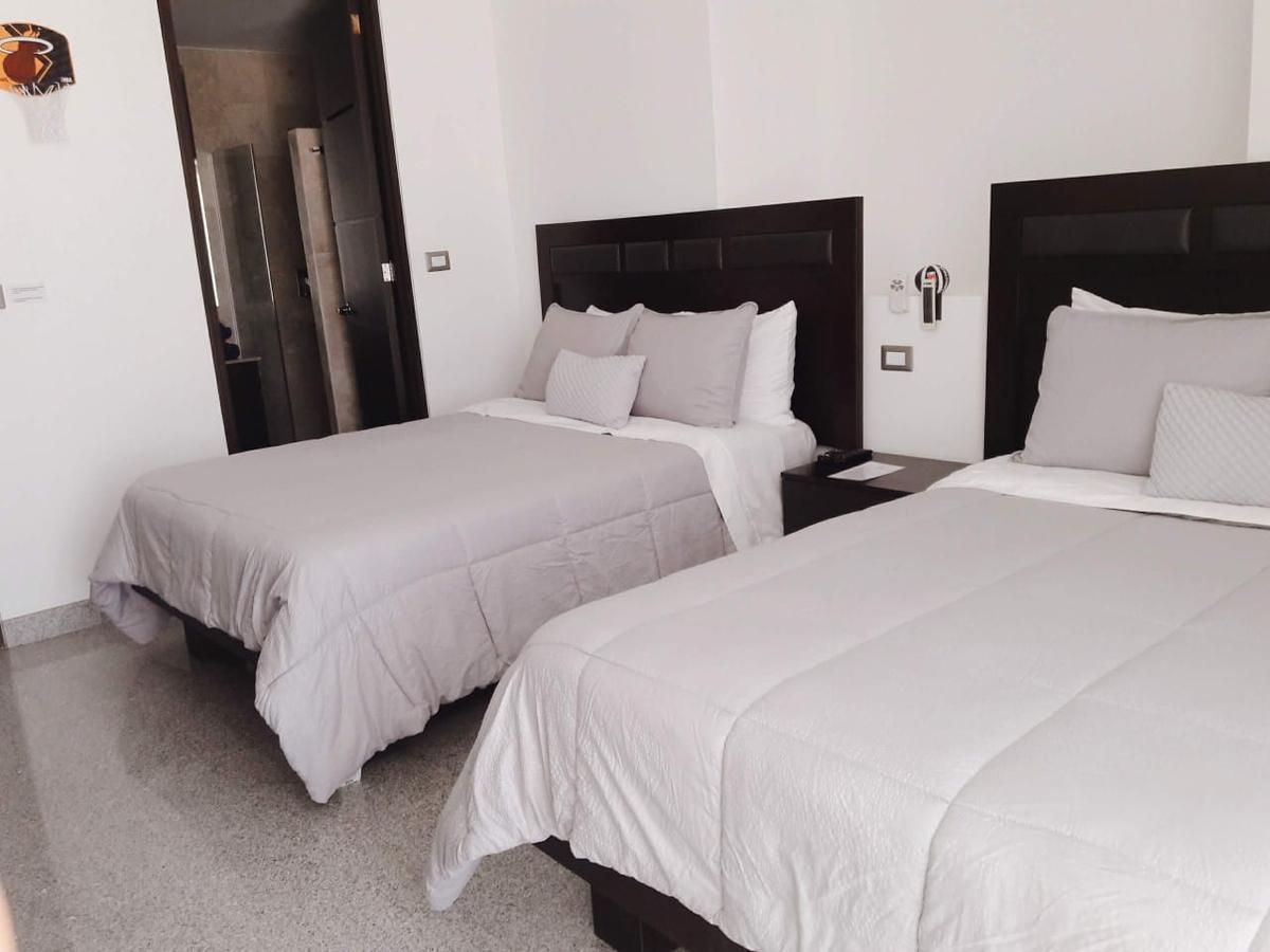 renta-penthouse-amueblado-oceant-front-acapulco-diamante15-36954