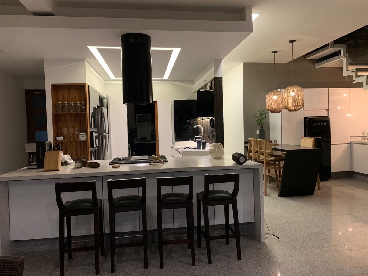 renta-penthouse-amueblado-oceant-front-acapulco-diamante17-36954