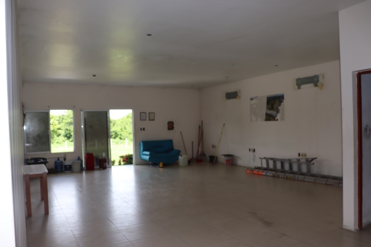 renta-venta--bodega-amplio-terreno-zona-paso-del-toro-medellin-de-bravo14-38411
