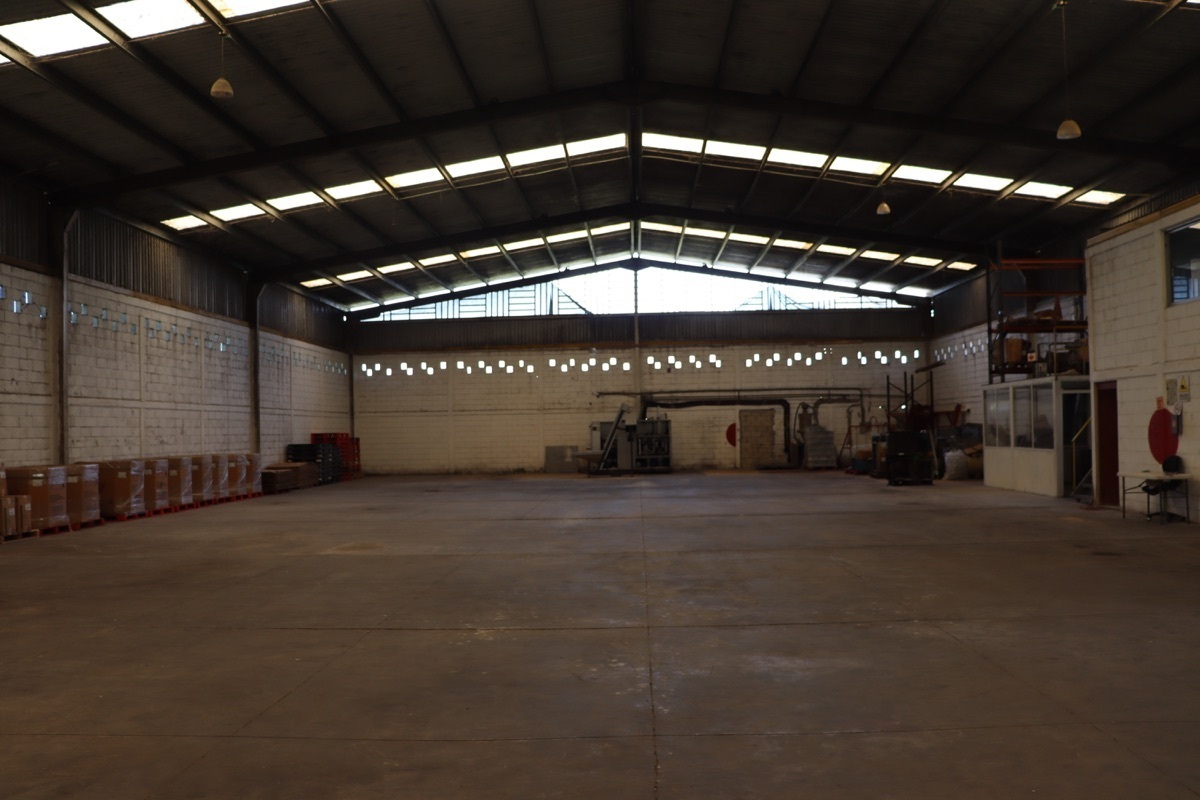 renta-venta--bodega-amplio-terreno-zona-paso-del-toro-medellin-de-bravo5-38411