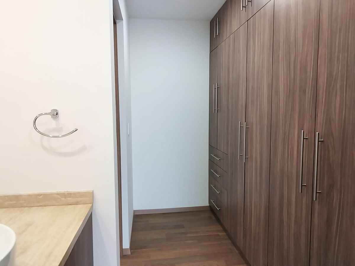rentaventa-de-departamento-frente-a-plaza-paseo-quertaro26-25462