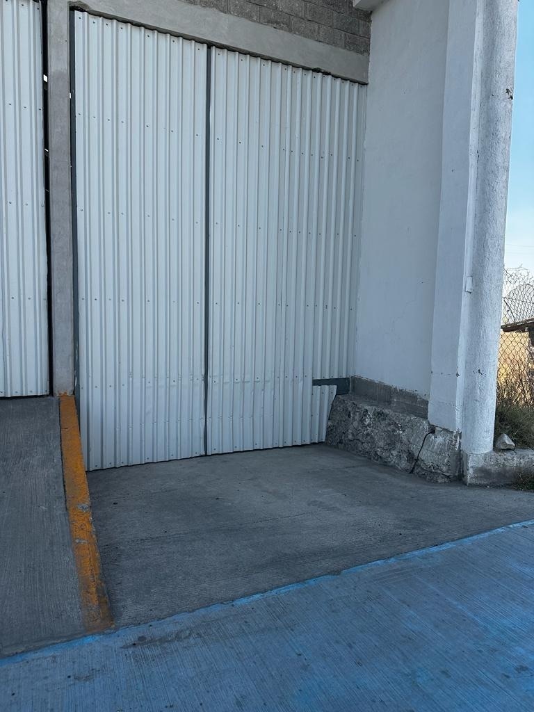 rento-estupenda-nave-volskwagenpueblaautopista-finsa4-29066
