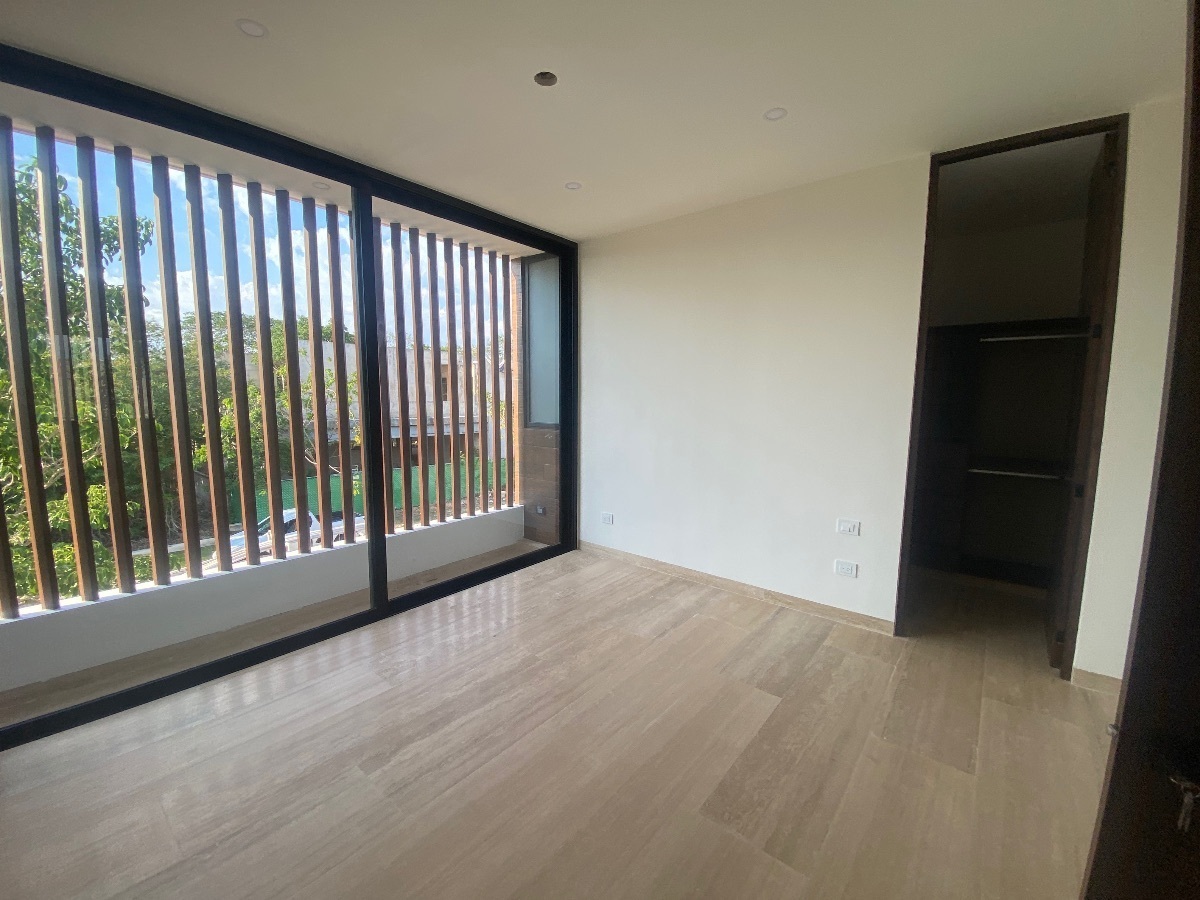 residencia-de-lujo-en-yucatn-country-club24-37049
