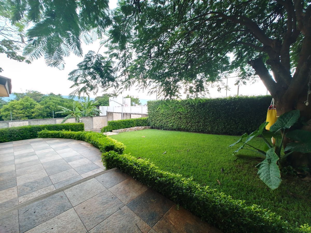 residencia-estilo-californiano-en-venta-con-1500-m2-de-terreno16-35056
