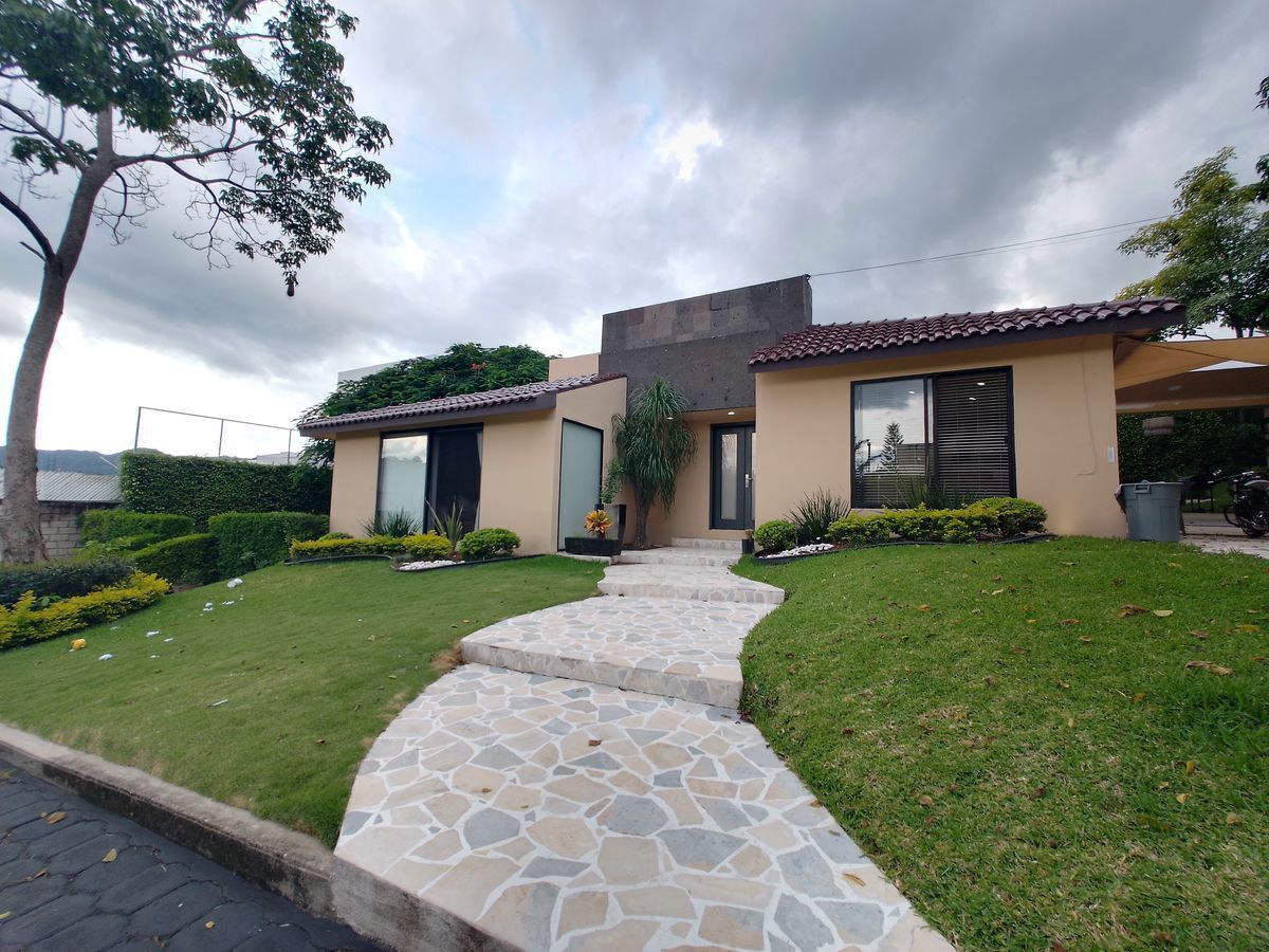 residencia-estilo-californiano-en-venta-con-1500-m2-de-terreno20-35056