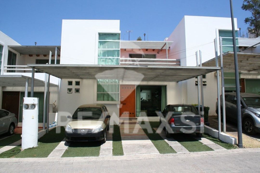 rhv-casa-en-venta-loma-dorada2-11435