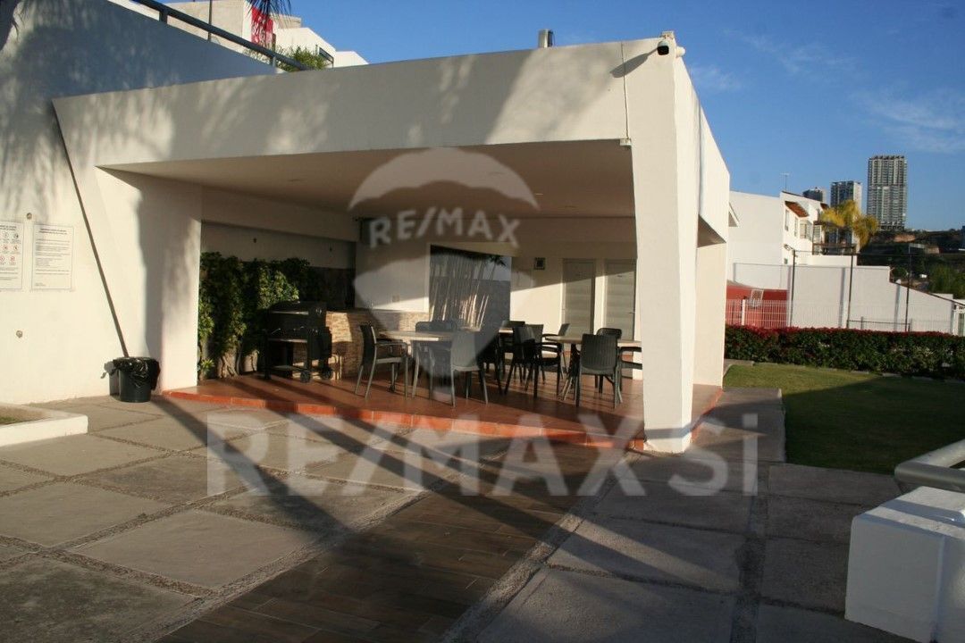 rhv-casa-en-venta-loma-dorada26-11435