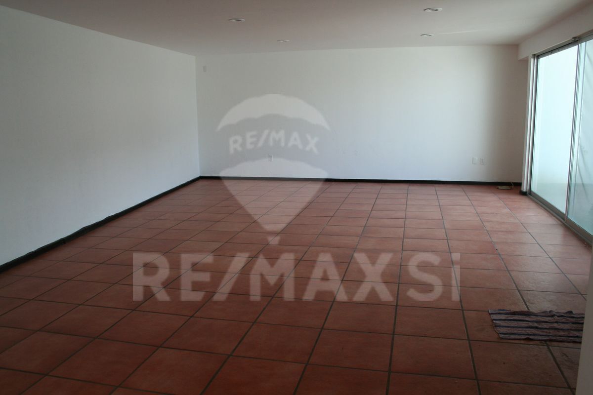rhv-casa-en-venta-loma-dorada5-11418