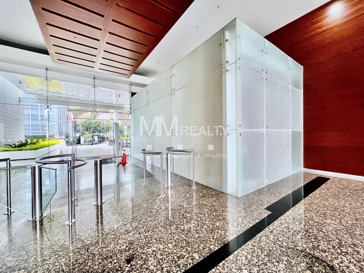 Santa Fe - Haz negocios con lujo y comodidad / Do business in luxury and confort