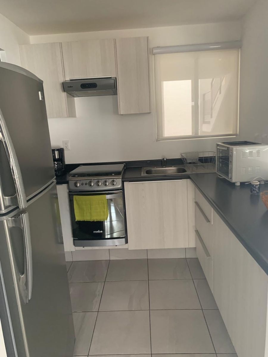 se-renta-departamento-amueblado-en-privalia-a-5-minutos-de-antea-y-juriquilla7-24316