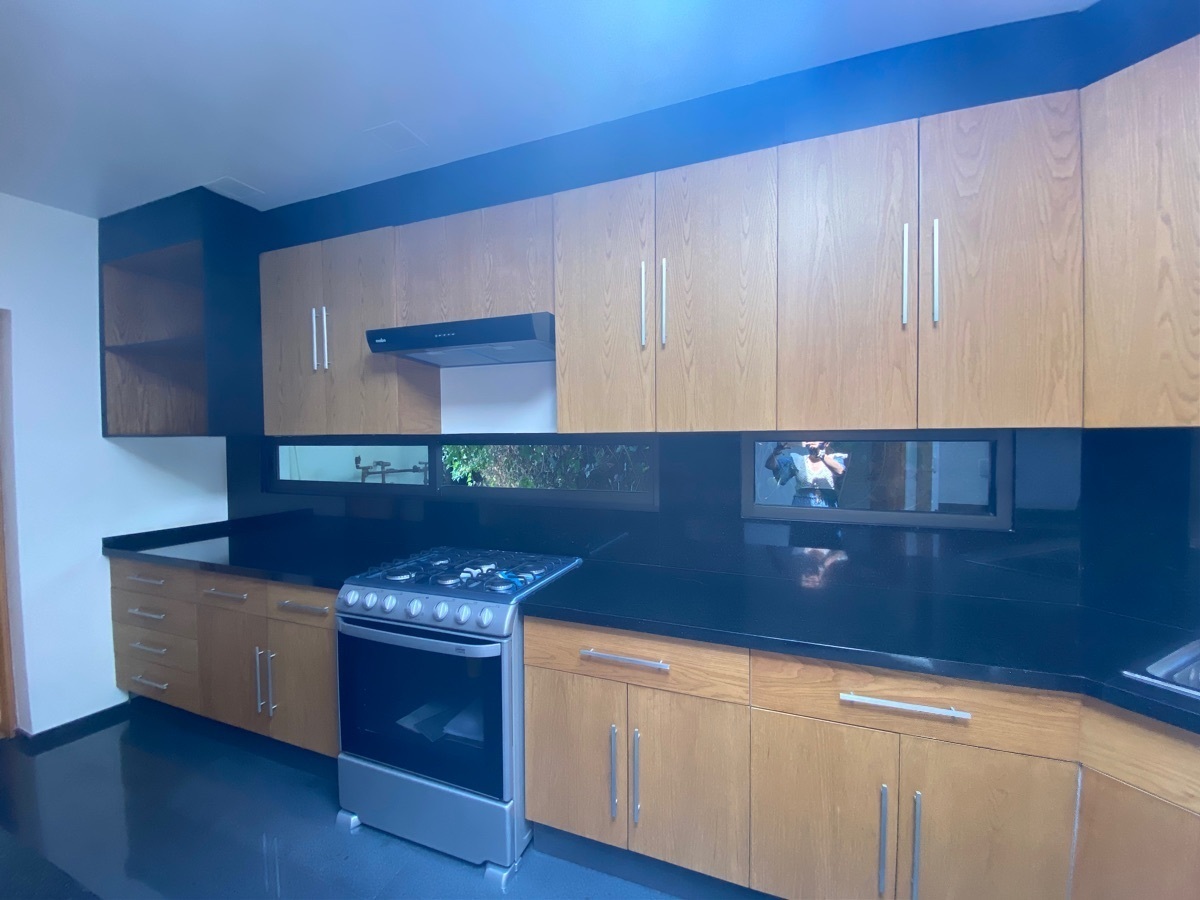 se-vende--casa-en-lujoso-fraccionamiento-en-jardines-del-pedregal-cdmx16-12546
