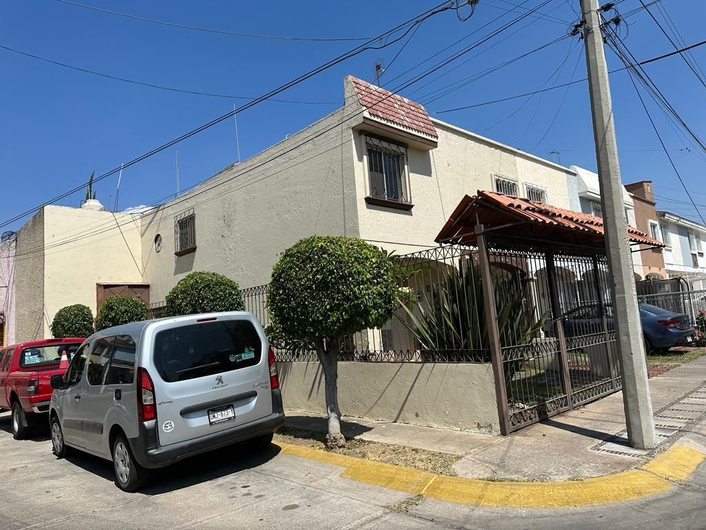 se-vende-casa-dentro-de-coto-nueva-galicia-cerca-de-chapalita-inn-3-30960
