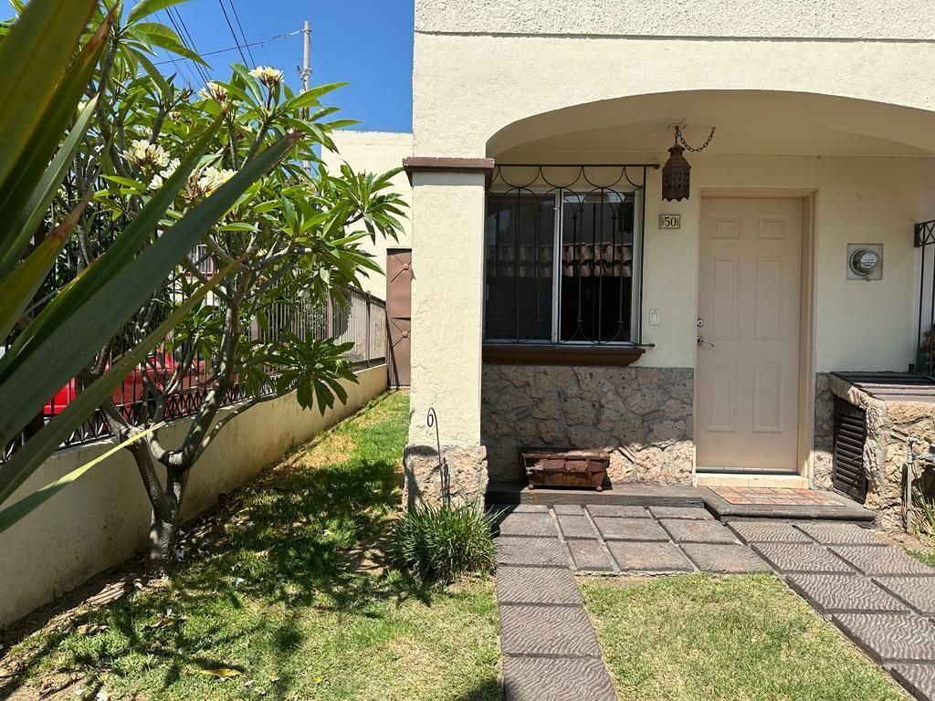 se-vende-casa-dentro-de-coto-nueva-galicia-cerca-de-chapalita-inn-5-30960