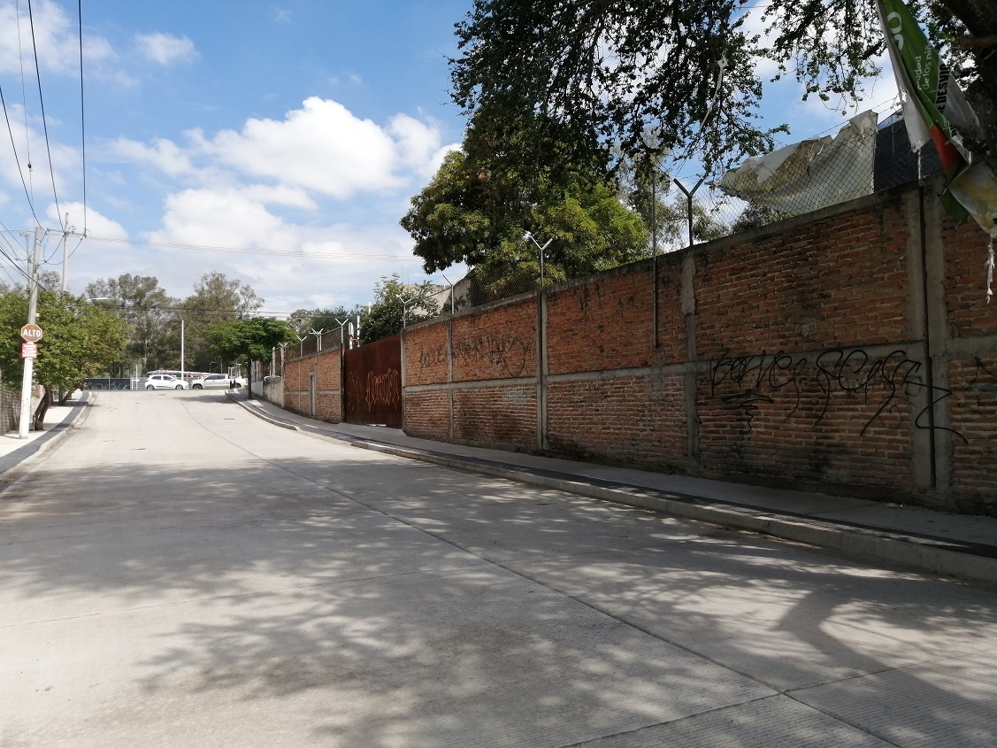 super-terreno-comercial-en-esquina-sobre-la-avenida-lpez-mateos-sur2-38644