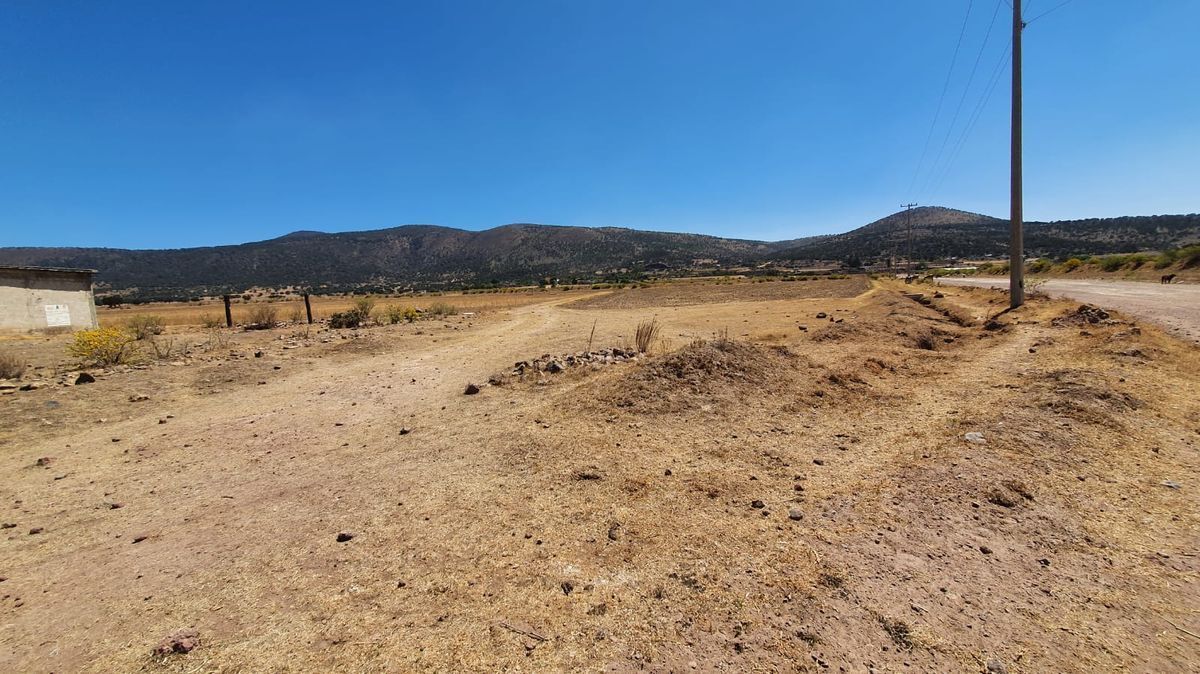 terreno-bardeado-en-venta-en-apan-hidalgo--los-reyes-cerca--hacienda-tlalayote4-30347