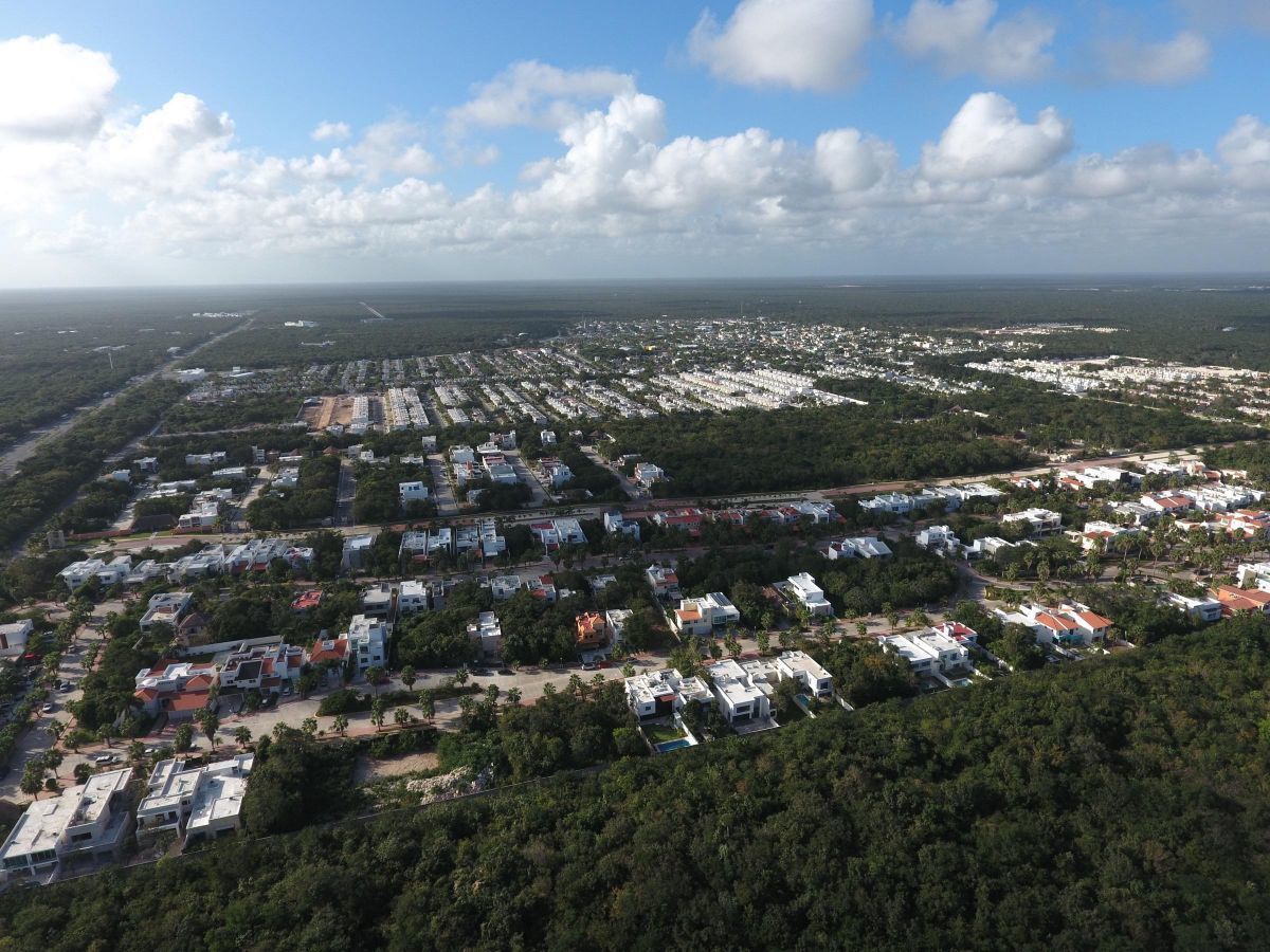 terreno-comercial-en-playa-del-carmen-centro-solidaridad2-8225