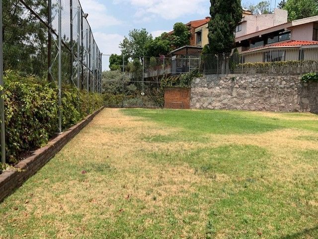 terreno-en-cerrada-en-parques-de-la-herradura2-17462