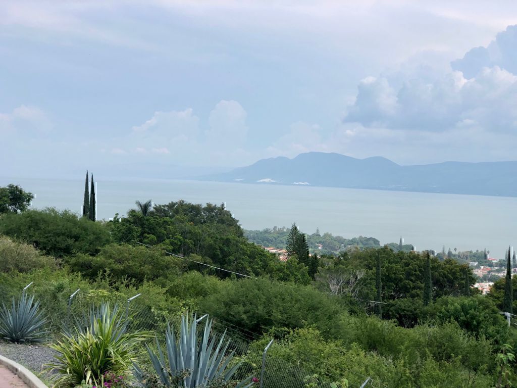 Terreno en venta con vista al Lago de Chapala en  Jocotepec