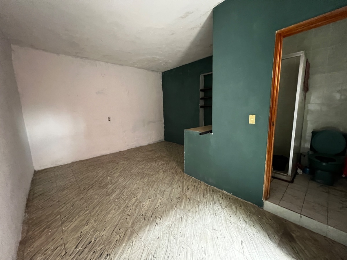 terreno-en-venta-en-zona-centro-con-tres-mini-departamentos-en-mexiamora15-32284