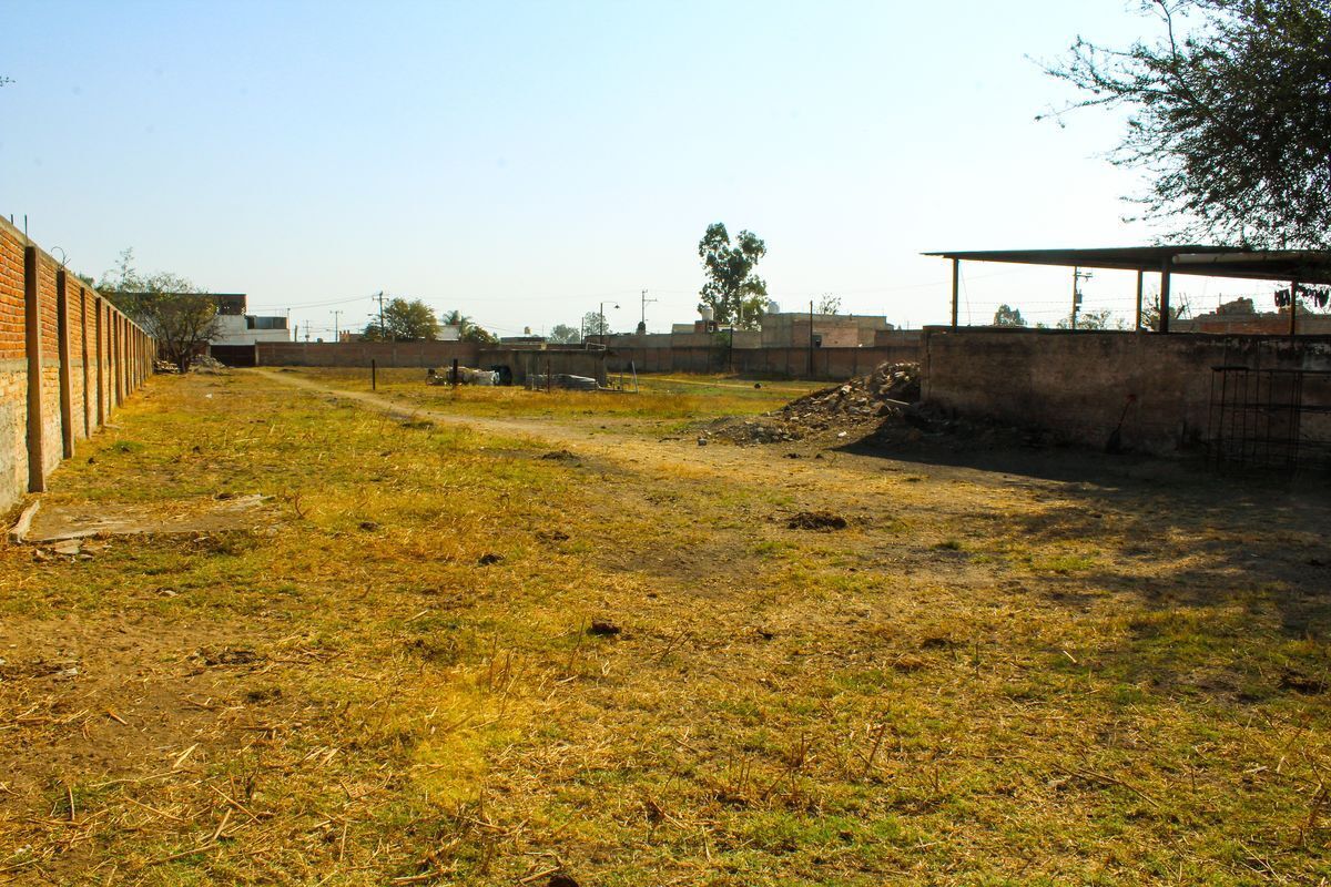 terreno-industrial-a-una-cuadra-de-perifrico-oriente4-25093