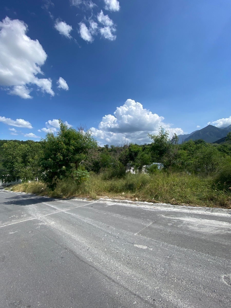 terreno-plano-en-venta-jardines-de-valle-alto-carretera-nacional2-19505