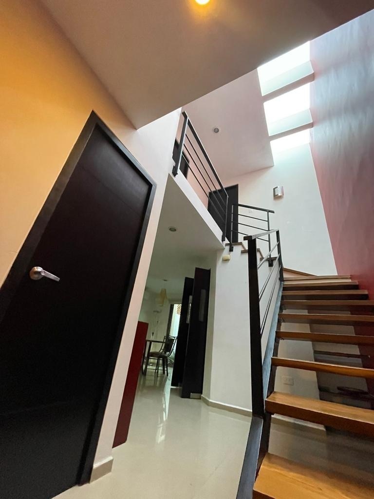 Townhouse amueblado en renta