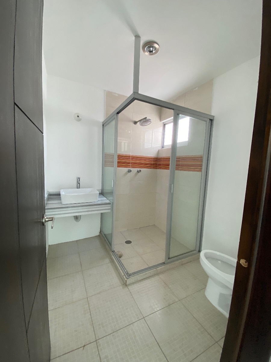 vendo-casa-en-coatepec-cocacola---fraccionamiento-cerrado29-30962