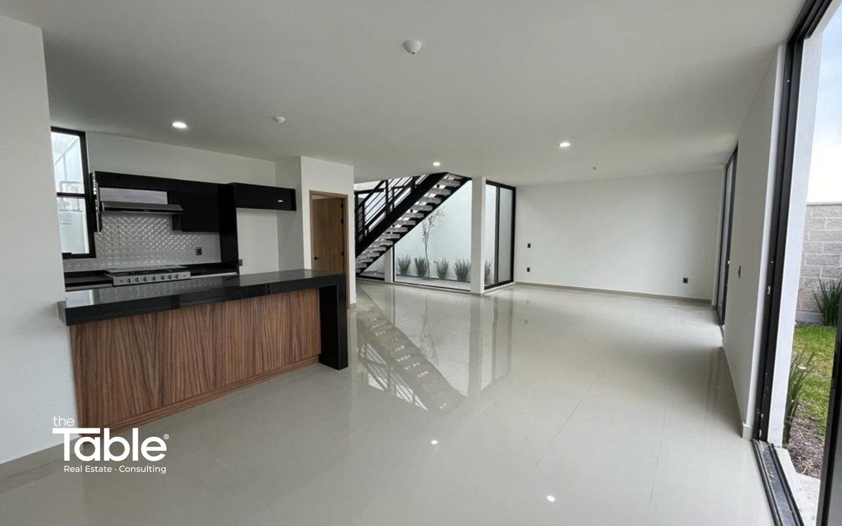venta--amplia-casa-de-3-recmaras-en-zibat-quertaro4-13380