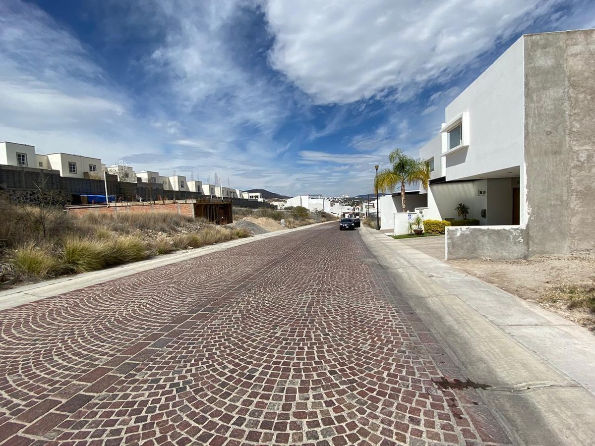venta--terreno-habitacional-en-cumbres-del-lago-quertaro7-13359
