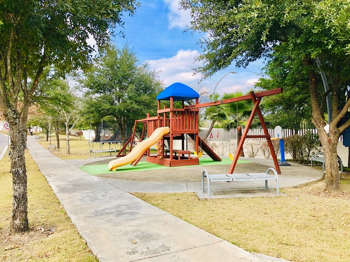 venta-casa-4-recmaras-1-en-planta-baja-jardn-carolco-monterrey-n-l42-13306