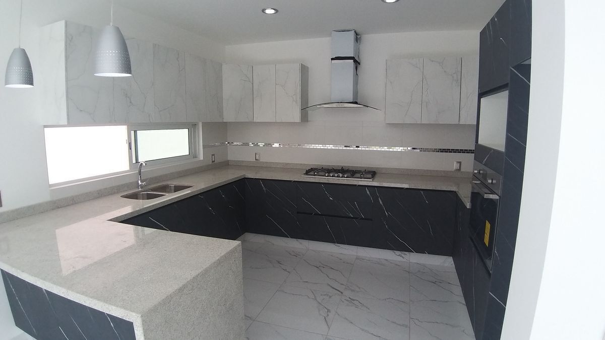 venta-casa-de-lujo-con-roof-top-en-lomas-de-juriquilla-quertaro2-13934
