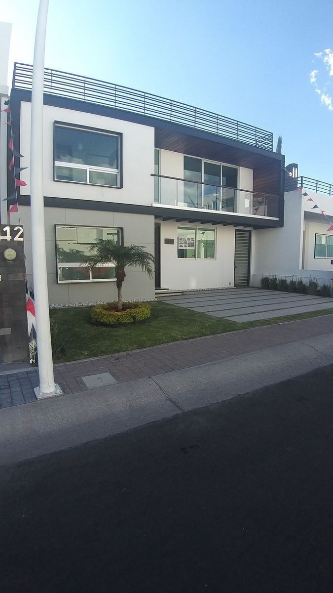 VENTA CASA DE LUJO EN EL REFUGIO, QUERÉTARO