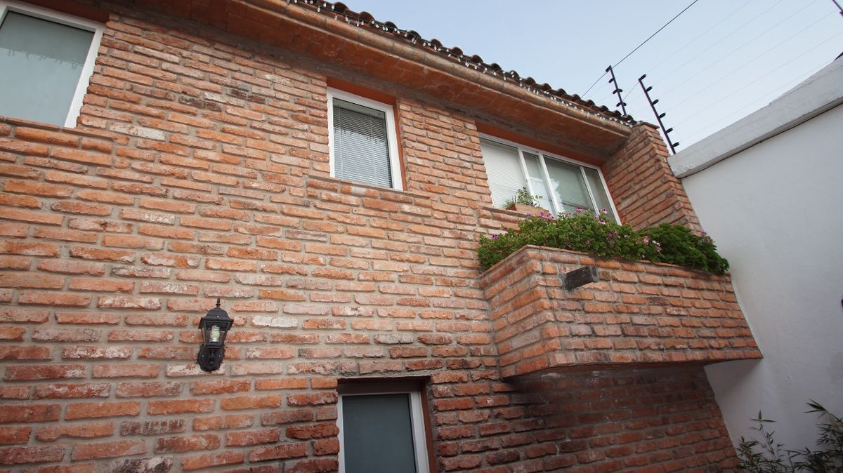 venta-casa-remodelada-con-jardin-hermosa-vista-jardines-de-san-mateo15-27645