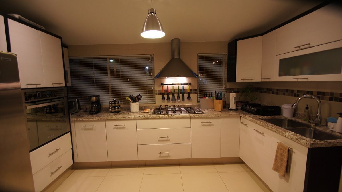 venta-casa-remodelada-con-jardin-hermosa-vista-jardines-de-san-mateo4-27645