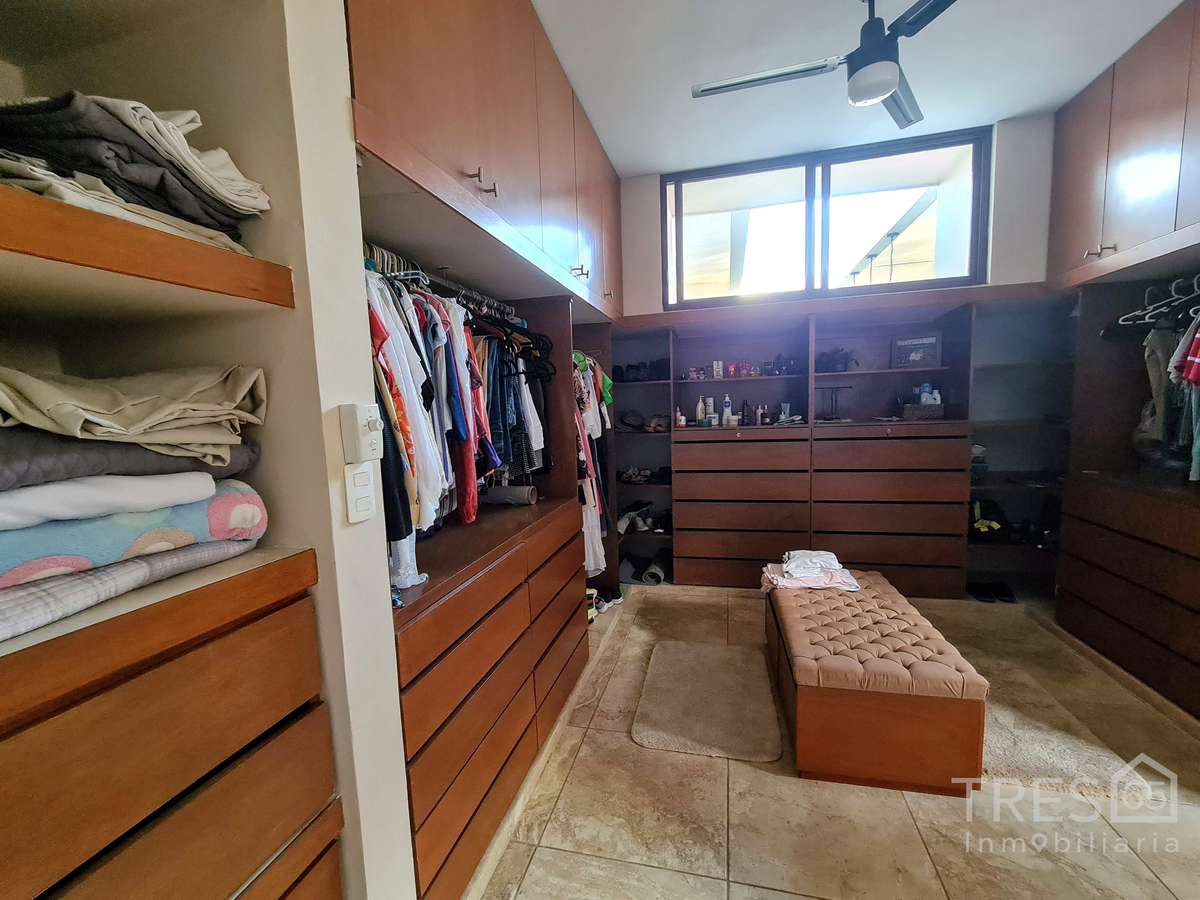 venta-de-amplia-residencia-de-una-planta-al-norte-de-merida36-38385
