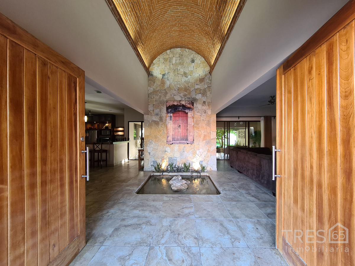 venta-de-amplia-residencia-de-una-planta-al-norte-de-merida5-38385