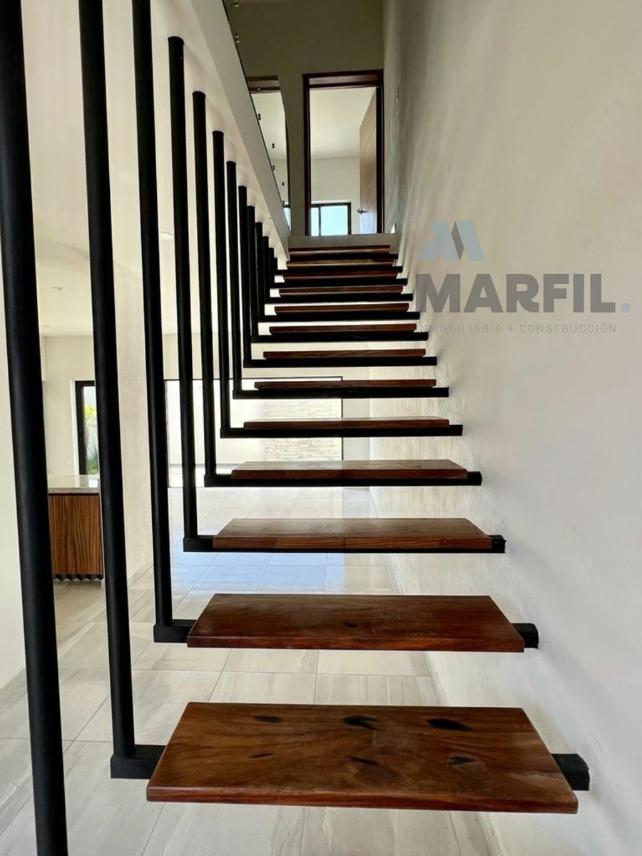 venta-de-casa-con-alberca-en-coto-privado-al-norte-de-colima4-23372