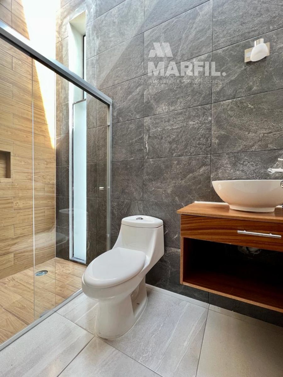 venta-de-casa-con-alberca-en-coto-privado-al-norte-de-colima6-23372