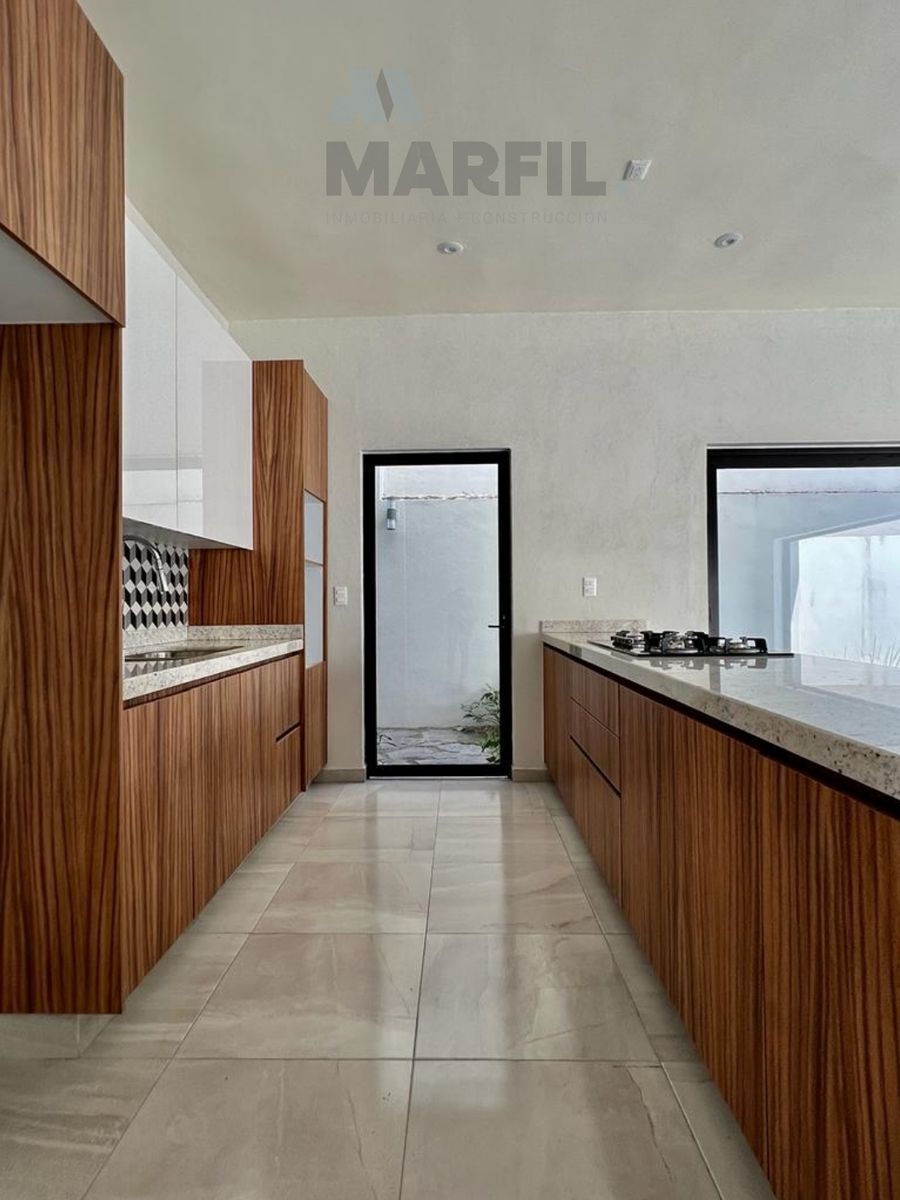 venta-de-casa-con-alberca-en-coto-privado-al-norte-de-colima8-23372