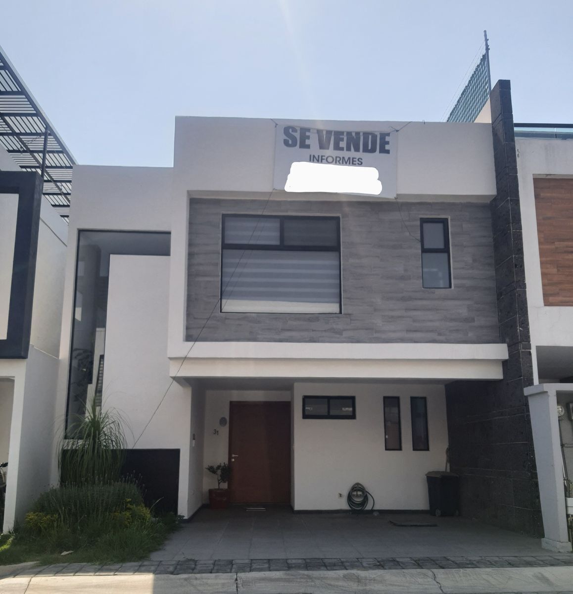 VENTA DE CASA EN FRACCIONAMIENTO MONTEOLIVO