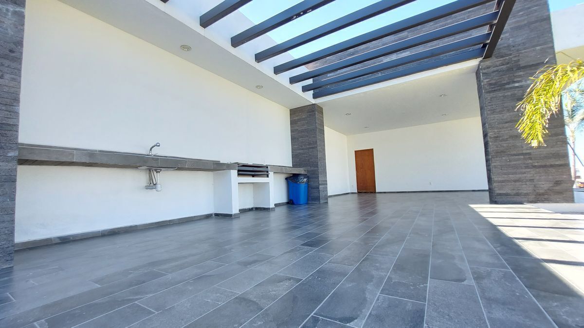 venta-de-casa-nueva-en-condominio-zona-tejeda2-24431