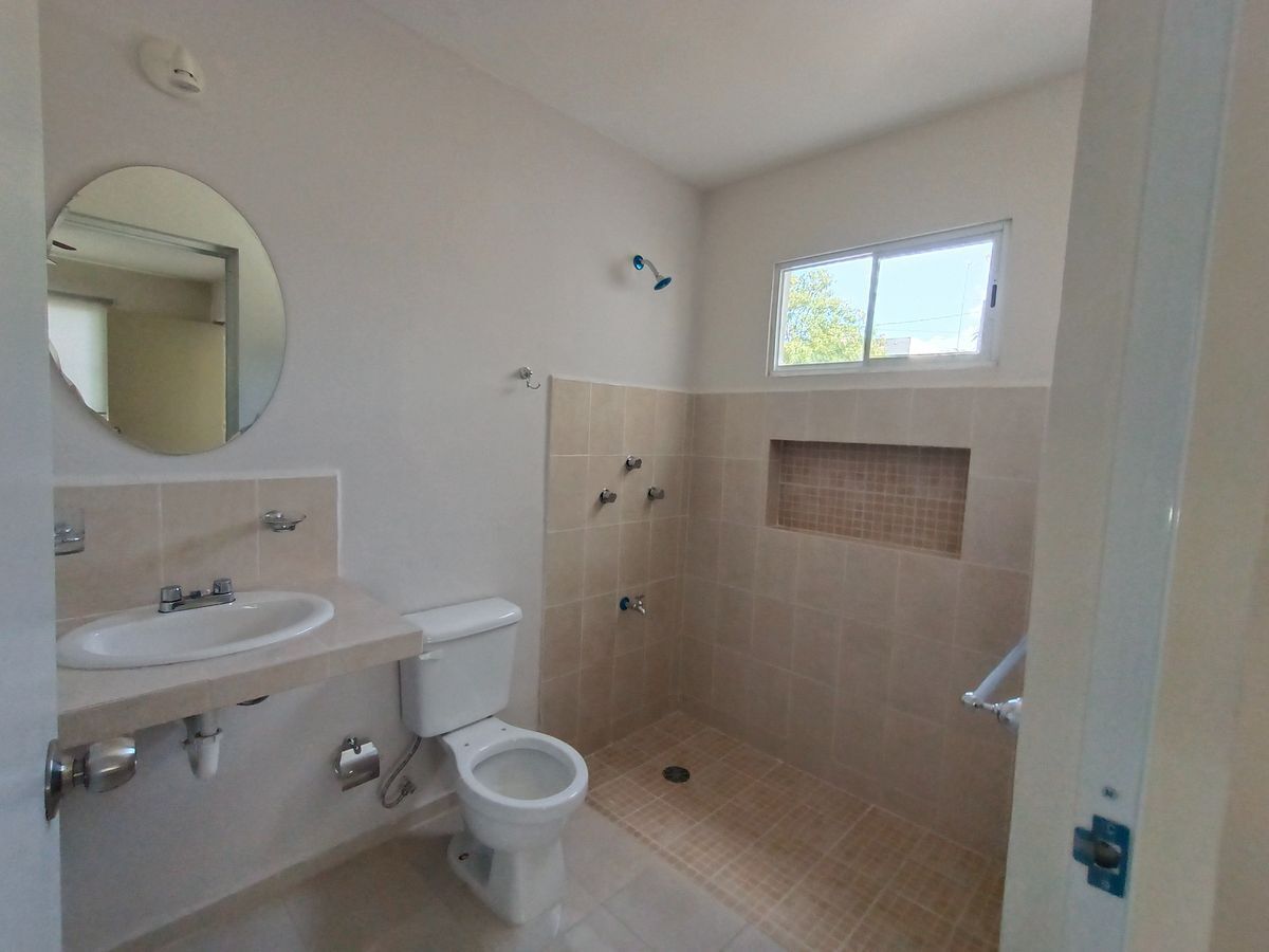 venta-de-casas-dentro-de-la-ciudad-de-mrida-de-dos-plantas-asmagna23-21154