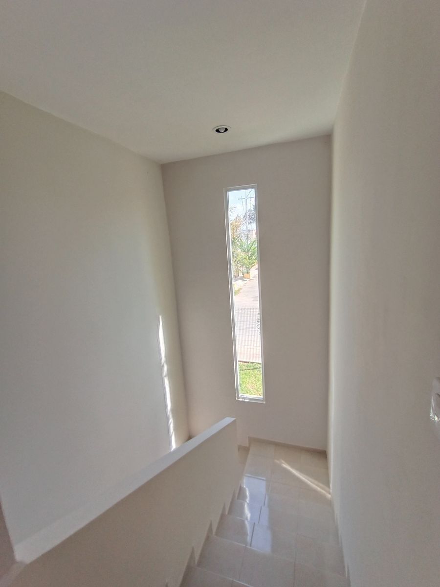 venta-de-casas-dentro-de-la-ciudad-de-mrida-de-dos-plantas-asmagna9-21154