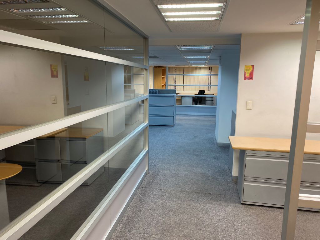 venta-de-oficina-bosques-ciruelos9-21620
