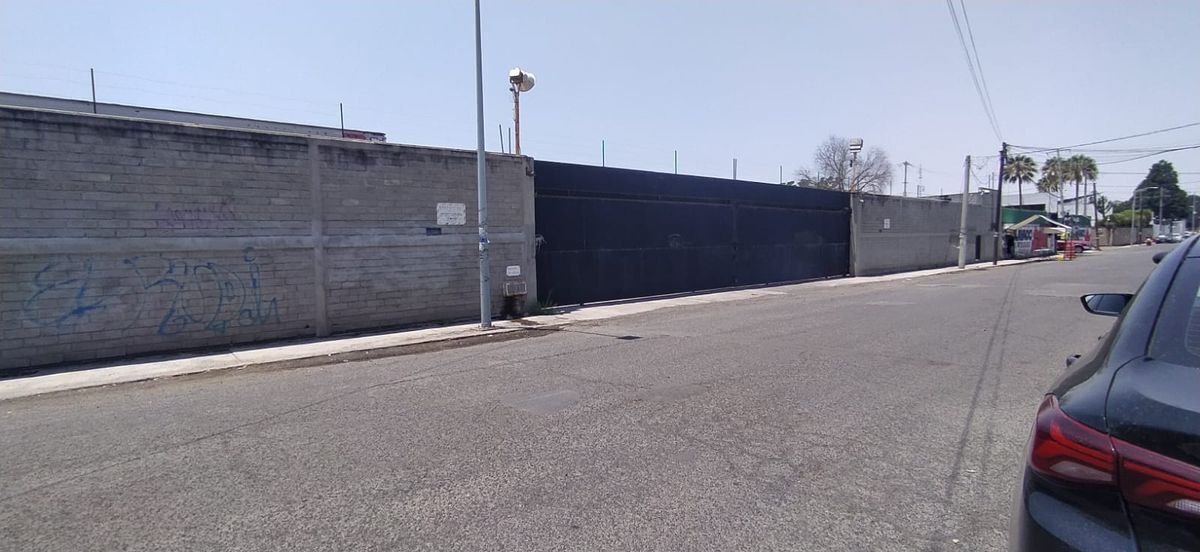 venta-terreno-bardeado-uso-comercial-carrillo-puerto12-37086