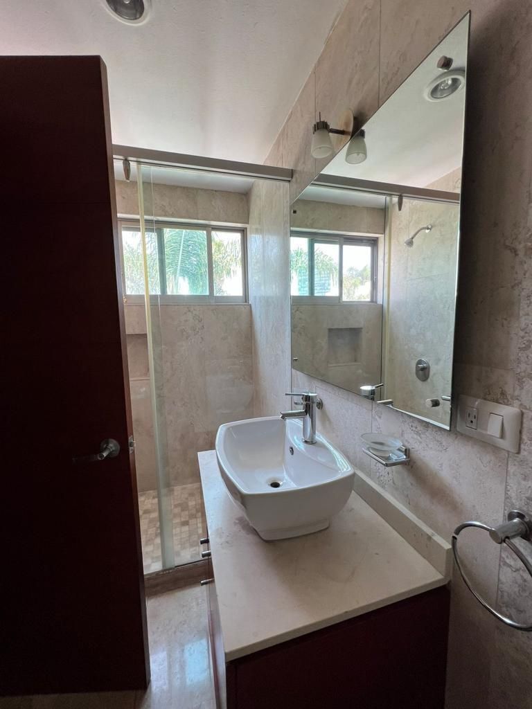 venta-y-renta-de-casa-en-lomas-1-cluster-444414-31620