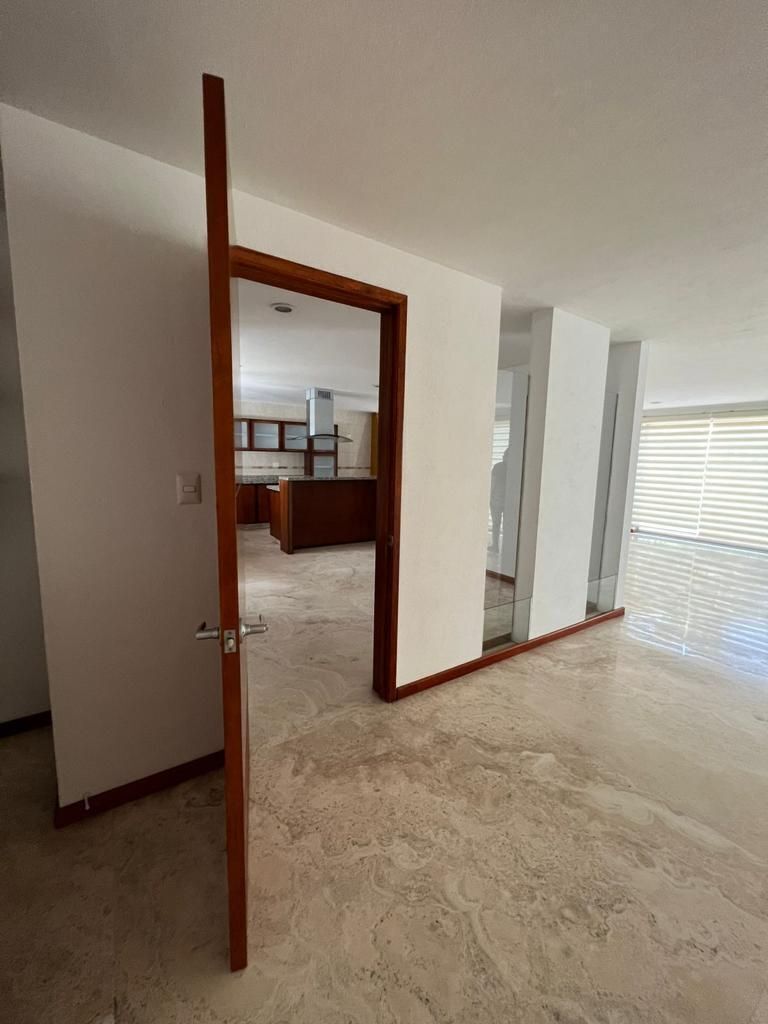 venta-y-renta-de-casa-en-lomas-1-cluster-444430-31620